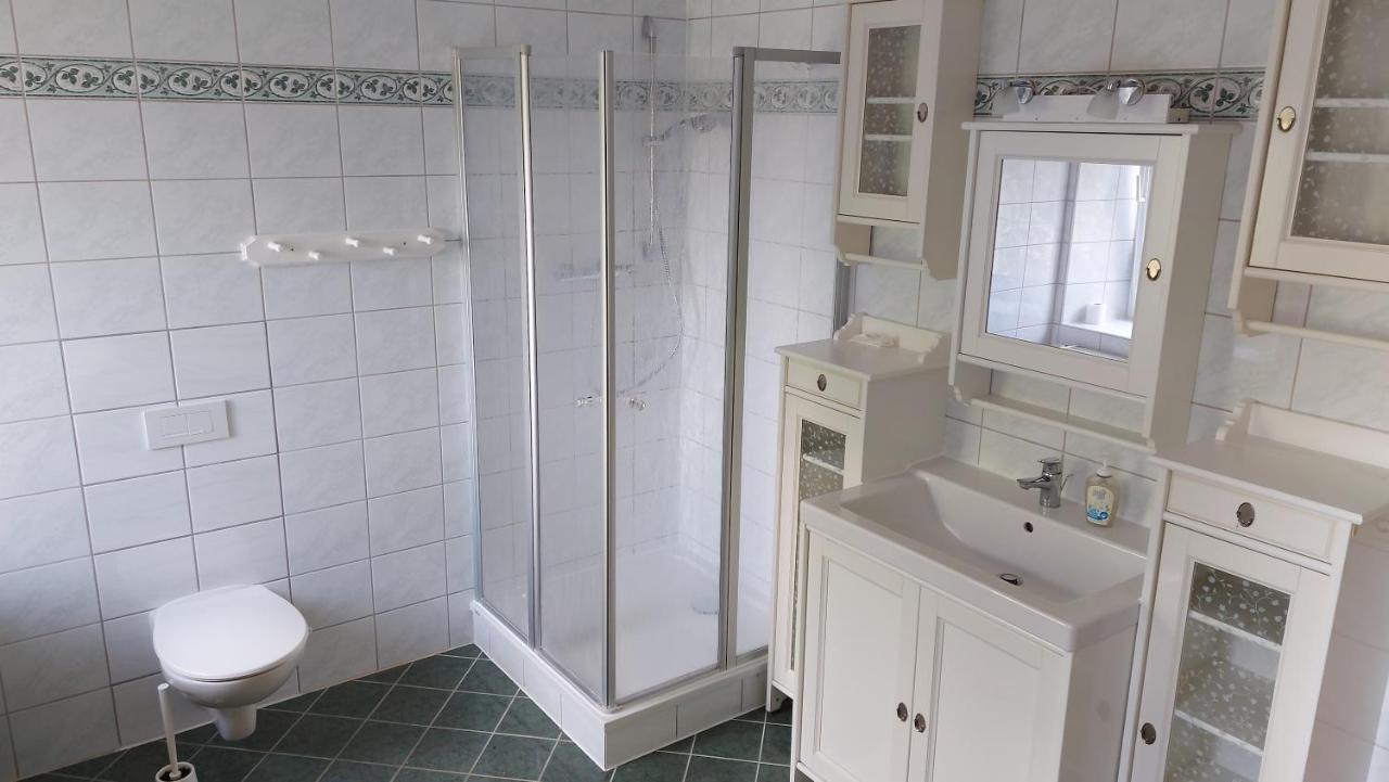 Roter Milan Apartment Kaisitz ภายนอก รูปภาพ