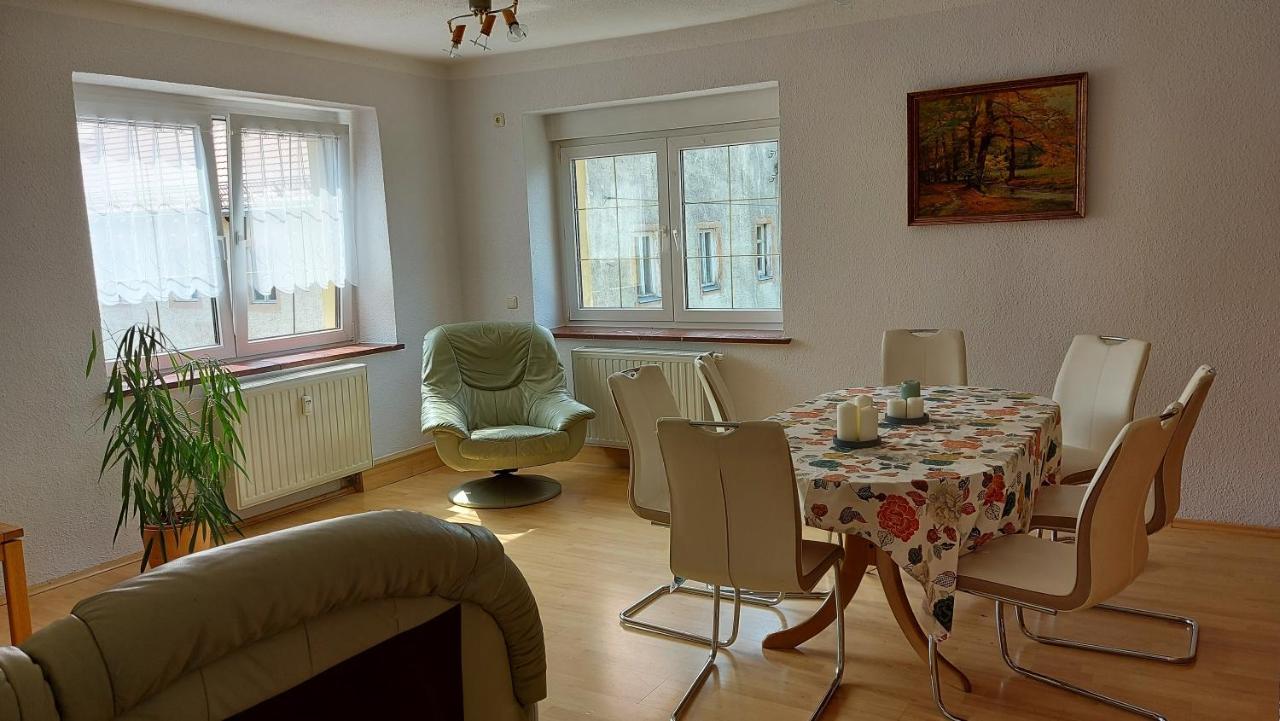 Roter Milan Apartment Kaisitz ภายนอก รูปภาพ